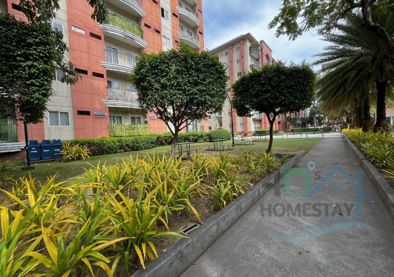 Paranaque City Cozy 2Br Staycation With Balcony Chateau Elysee For 4-6 Pax מראה חיצוני תמונה