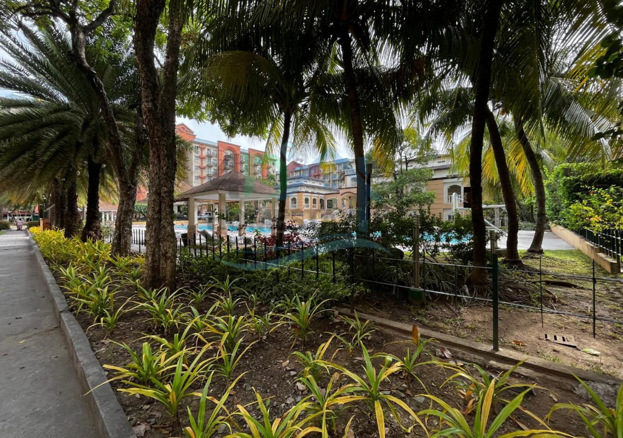 Paranaque City Cozy 2Br Staycation With Balcony Chateau Elysee For 4-6 Pax מראה חיצוני תמונה